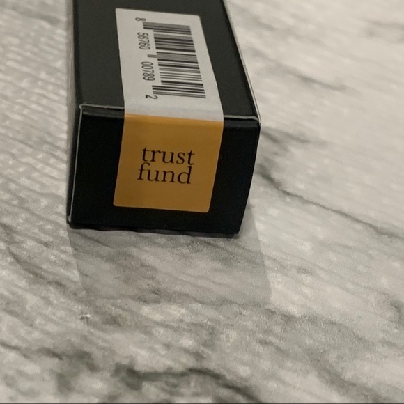 ⭐️$1⭐️ Add-on Liquid Gold Lipgloss in Trust Fund - Picture 2 of 6